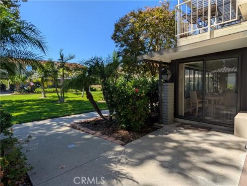 866  Ronda Mendoza  D , Laguna Woods, CA
