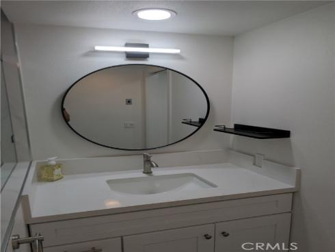 2296  Via Puerta  B , Laguna Woods, CA