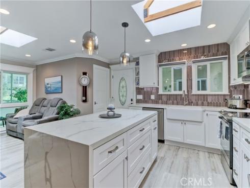 683  Via Alhmabra  N , Laguna Woods, CA