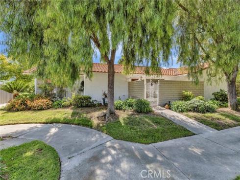 2197  Via Mariposa  B , Laguna Woods, CA