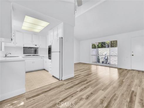 2197  Via Mariposa  B , Laguna Woods, CA