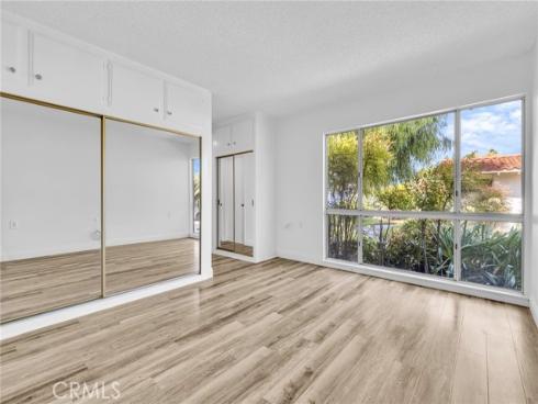 2197  Via Mariposa  B , Laguna Woods, CA