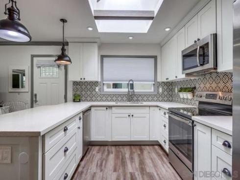 3253  San Amadeo  N , Laguna Woods, CA