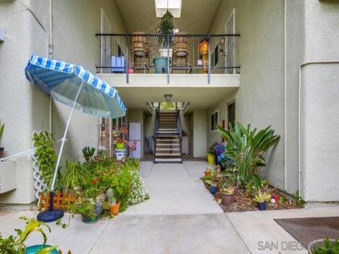 3253  San Amadeo  N , Laguna Woods, CA