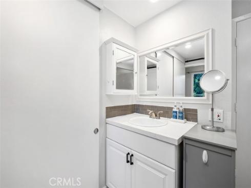 2118  Via Puerta #d  , Laguna Woods, CA