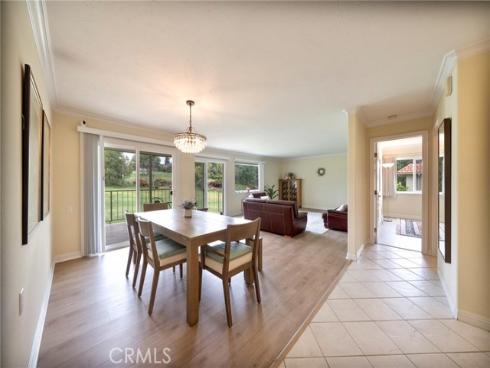 23892H Via Mariposa W