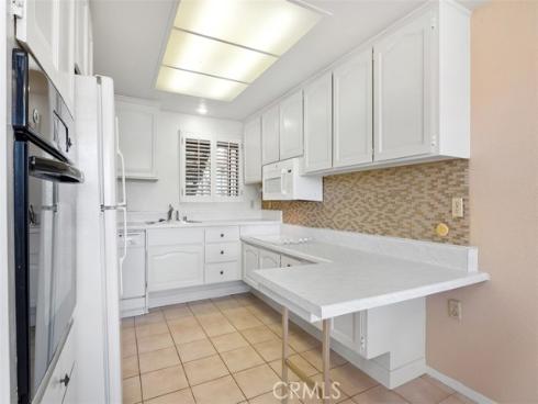 881  Via Mendoza  D , Laguna Woods, CA