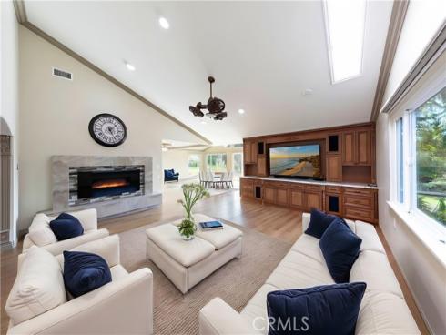 5446  Alta Vista  , Laguna Woods, CA