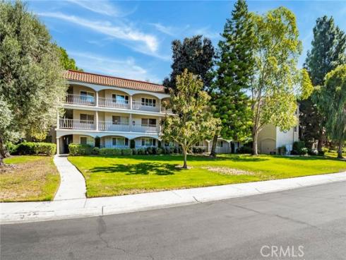 3500 W Bahia Blanca  3B , Laguna Woods, CA