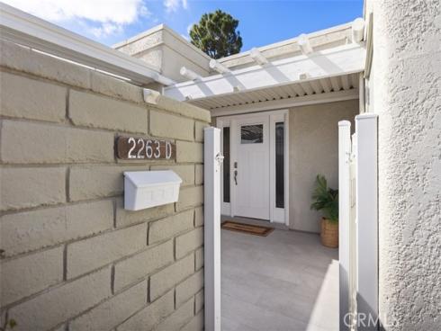 2263  Via Puerta  D , Laguna Woods, CA