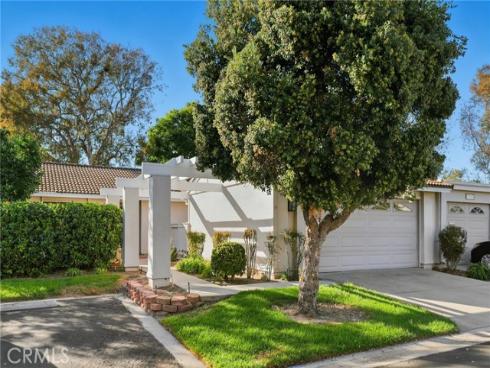 3190  Via Buena  A , Laguna Woods, CA