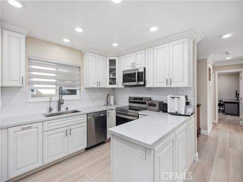 2390  Via Mariposa W  2C , Laguna Woods, CA