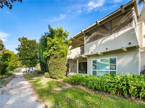936  Avenida Majorca  B , Laguna Woods, CA