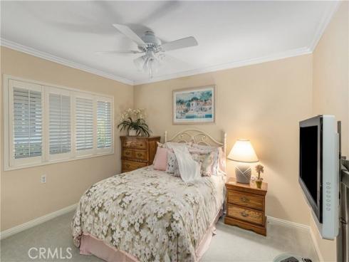 5262  Miembro  , Laguna Woods, CA