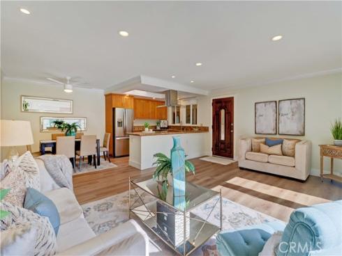 164 Avenida Majorca N