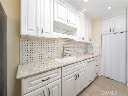 2111  Via Puerta  S , Laguna Woods, CA