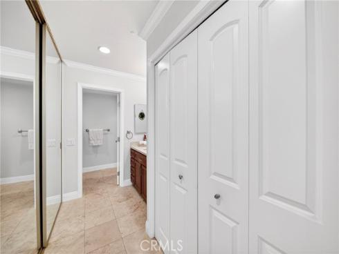 2393 Via Mariposa 2B , Laguna Woods, CA