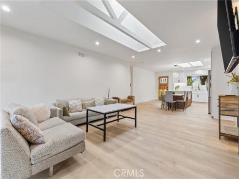 3422 Calle Azul A , Laguna Woods, CA