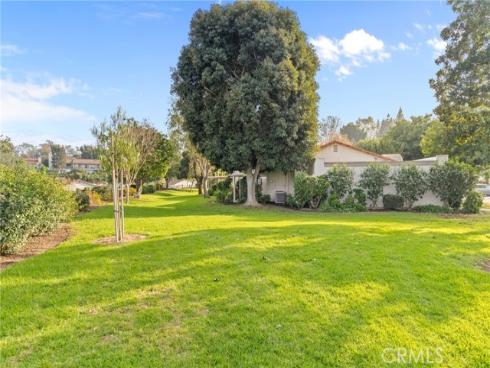 3422 Calle Azul A , Laguna Woods, CA