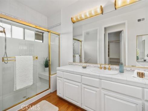 5592  Avenida Sosiega  B , Laguna Woods, CA