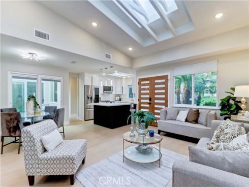 522 Calle Aragon B , Laguna Woods, CA