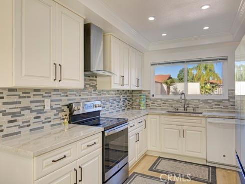 5157  Avenida Despacio  , Laguna Woods, CA