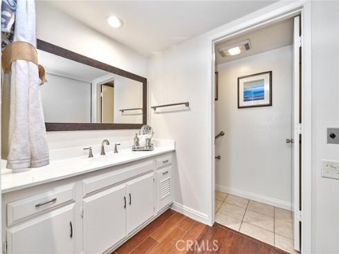 3300 Via Carrizo D , Laguna Woods, CA