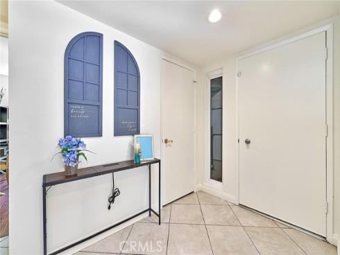 3300 Via Carrizo D , Laguna Woods, CA