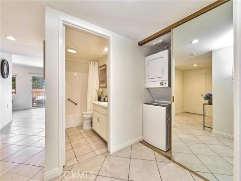 3300 Via Carrizo D , Laguna Woods, CA