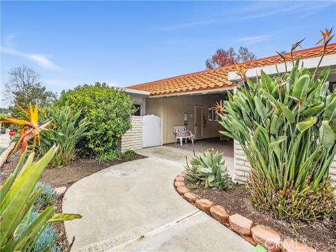 782 Via Los Altos N , Laguna Woods, CA
