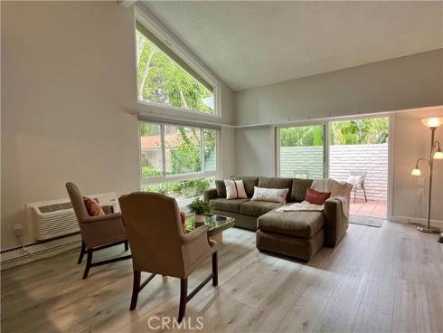 2057 Via Mariposa B , Laguna Woods, CA