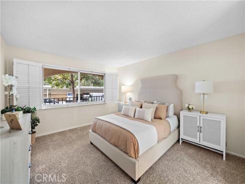 4001  Calle Sonora  1B , Laguna Woods, CA