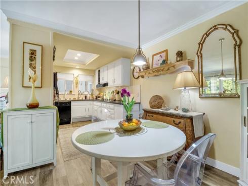 957 Calle Aragon N , Laguna Woods, CA