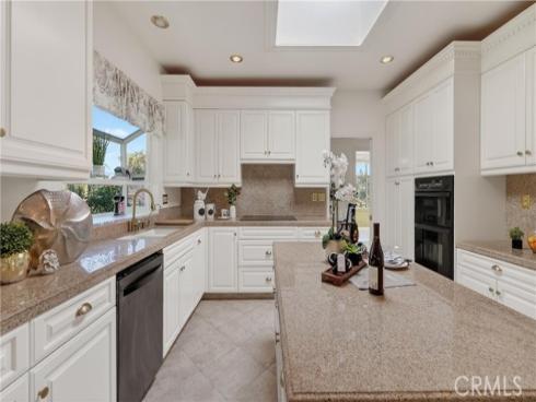 5596  Vista Del Mando  A , Laguna Woods, CA