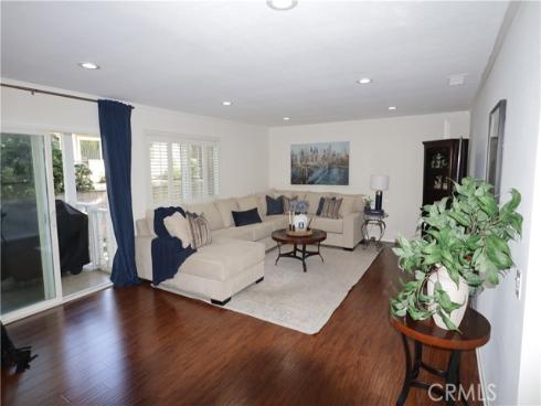 2405  Via Mariposa  1-H , Laguna Woods, CA