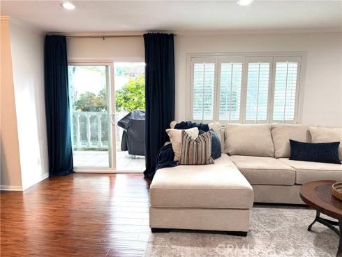 2405  Via Mariposa  1-H , Laguna Woods, CA