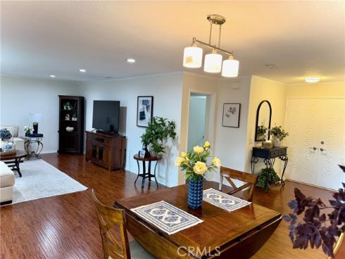 2405  Via Mariposa  1-H , Laguna Woods, CA