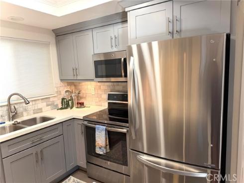 2405  Via Mariposa  1-H , Laguna Woods, CA