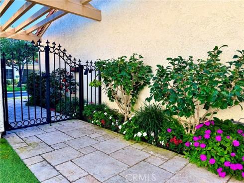 3375 Punta Alta B , Laguna Woods, CA