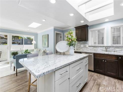 2046 Via Mariposa E Unit P , Laguna Woods, CA