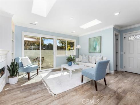 2046 Via Mariposa E Unit P , Laguna Woods, CA