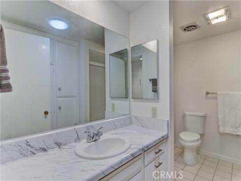 930  Ave Majorca  Q , Laguna Woods, CA