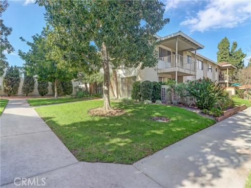 930  Ave Majorca  Q , Laguna Woods, CA