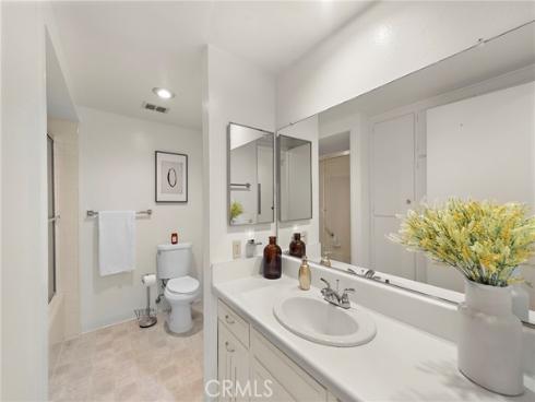 174  Avenida Majorca  A , Laguna Woods, CA