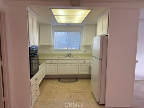 925  Ave Majorca  O , Laguna Woods, CA