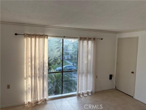 925  Ave Majorca  O , Laguna Woods, CA