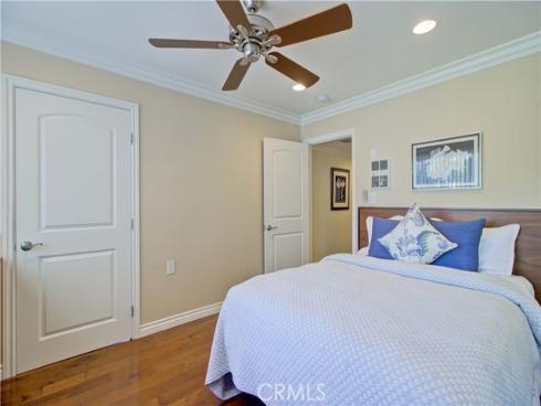 4011  Calle Sonora Oeste  2E , Laguna Woods, CA