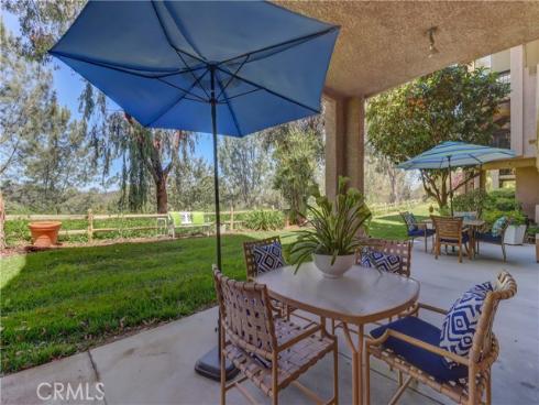 4011  Calle Sonora Oeste  2E , Laguna Woods, CA
