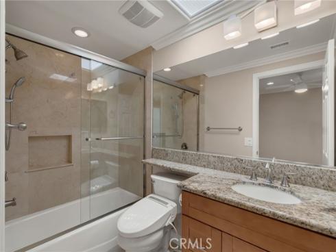 27  Avenida Castilla  D , Laguna Woods, CA