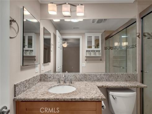 27  Avenida Castilla  D , Laguna Woods, CA